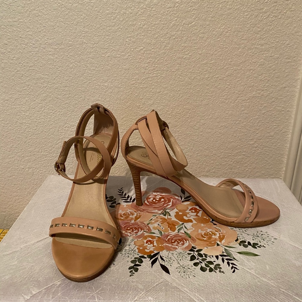 Seychelles leather sandals.